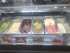 -极拉图·现制冰淇淋(大卫城店)