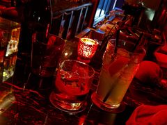 -贰楼酒吧