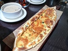 梅夫拉那特色奶酪披萨-梅夫娜土耳其餐厅.清真HALAL