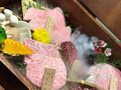 -山川小町·极番烧肉(新地假日广场店)
