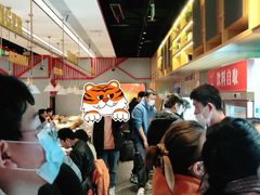 等位区-龍歌自助小火锅(城阳万象汇店)