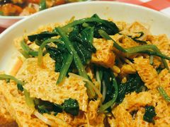 菠菜豆芽拌面筋-西域阿里马新疆菜·清真(桂花路店)