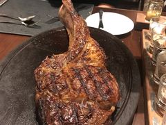 -恰餐厅及酒吧 CHAR Bar & Grill (北京丽都皇冠假日店)