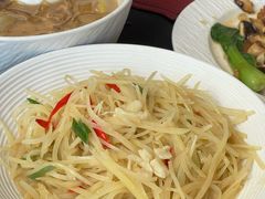 -红东阁东北菜烤肉酒馆(CROSS万象汇店)