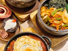 石锅肉酱鸡扒饭-鬆啲茶餐厅(松山湖万科店)