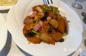 Potato Slices with Fried Pork
