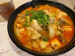 -鹿园鱼汤米线