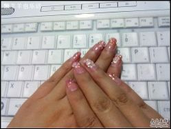 点击看大图 20101117074-A-Best nail UP时尚美甲沙龙