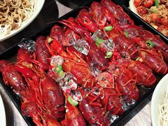 -巴厘龙虾·榜首油焖大虾(音乐学院·沿江酒馆店)