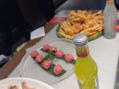 -尚尚仙·酸汤猪手·猪肚鸡火锅(华联万柳购物中心店)