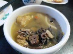 -东巴谷野生菌火锅餐厅