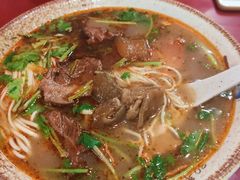 -金杨拉面王小吃面馆·牛三宝面·红烧牛肉粉