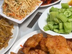 -锅哥东北铁锅炖(幸福店)