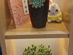 -宸玥酒店(成都西南财大地铁站店)