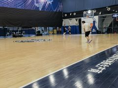 -悦狮体育俱乐部·青少年篮球·羽毛球培训(天通苑校区)
