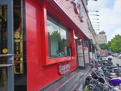 -闫家驴肉老店(华电一校店)