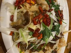 -老东镇啤酒屋海鲜加工·蒸汽海鲜·海鲜烧烤(台东店)