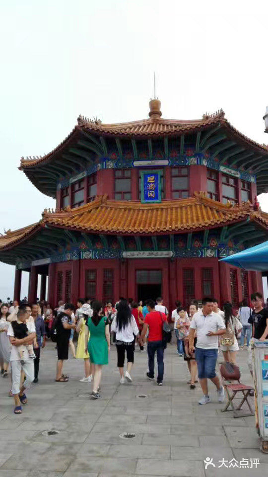 青岛往事：栈桥、后天宫、中山路步行街、