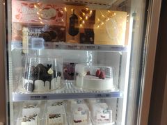 -DQ·蛋糕·冰淇淋(大宁国际商业广场店)