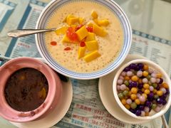 杨枝双皮奶-黄师奶甜品店