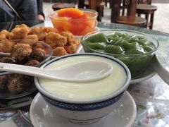 -周大娘牛乳(旧寨古村总店)
