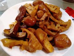 -老鼎万春卤菜(五代传承创始老店)