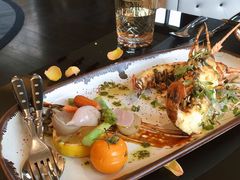 香焗龙虾配自制黑松露酱-上海苏宁宝丽嘉酒店·Cafe Bellagio西餐厅