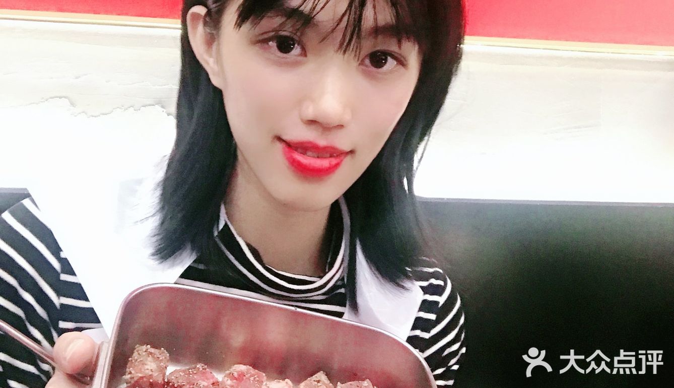 喝酒吃肉开心快乐[加油]
