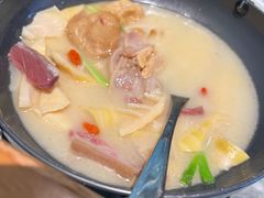 -披云云小馆·味道江湖(姚家园万象汇店)