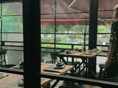 靠窗位-嘎嘎鸭脑壳(金沙店)