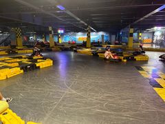 -极限PLAY运动娱乐新世界·团建派对潮玩休闲馆·室内蹦极高空游乐园