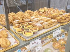 -顶东面包花园·生日蛋糕(世博店)