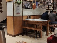 大堂-白氏兄弟烧烤(富康路总店)