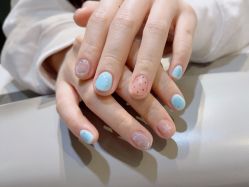 -桃色美甲沙龙
