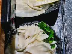 -哥老官重庆美蛙鱼头(西湖银泰十一哥店)