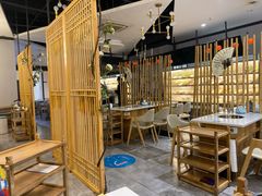 大堂-屋头串串(新街里店)