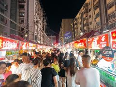 -正宁路小吃夜市