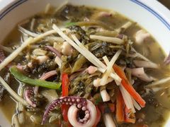 -侬佳蒸菜馆(听潮店)