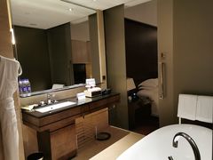 -广州天河希尔顿酒店