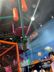 -欧酷世界动力星球(王府井奥莱UP TOWN店)