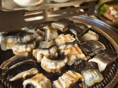 -围炉肉舍•炭烤活鳗•丹东海鲜烤肉(步行街店)