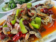 -四川小胡子海鲜(丁村万人海鲜广场店)