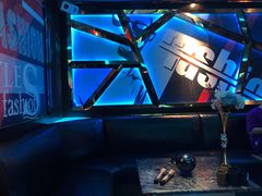 -奉化一页时尚KTV(奉化店)