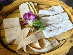 -滇釜火锅·能喝汤的火锅(车公庄店)