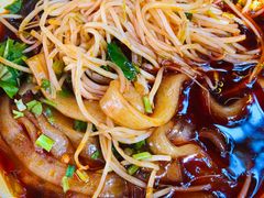 -拈签一笑黄牛肉辣卤串串