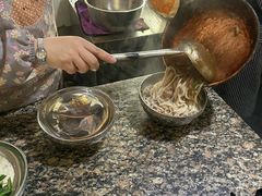 -正宗杨记普洱酸醋米线(总店)