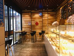 面包甜点陈列柜-野上麦田(中贸广场店)