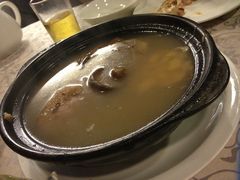 章鱼莲藕煲-六婶西关小厨(光塔路店)