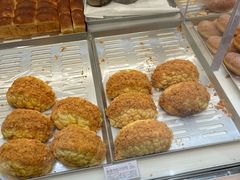 酥香肉松沙拉包-好利来(西铁营万达广场店)