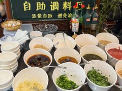 -老北京炸酱面大王.铜锅涮肉(朝阳门店)